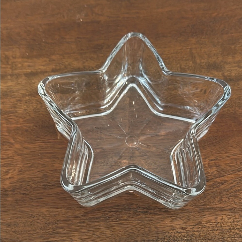 Glass star trinket dish